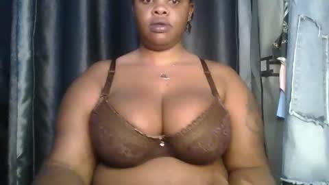 Snapshot of sweetbaby46 chatting on 12/05/24, 02:42 sweetbaby46 online show from 12/05/24, 02:42