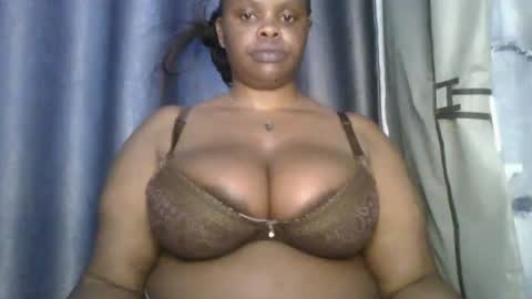 Snapshot of sweetbaby46 chatting on 12/18/24, 12:18 sweetbaby46 online show from 12/18/24, 12:18