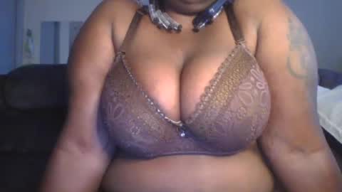Snapshot of sweetbaby46 chatting on 01/21/25, 11:56 sweetbaby46 online show from 01/21/25, 11:56