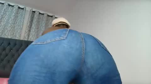 Sweetbigass online show from 06/01/26, 12:01