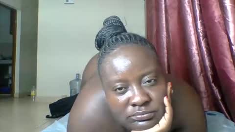 Snapshot of sweetblacklady chatting on 12/31/24, 12:43 MELVIN online show from 12/31/24, 12:43