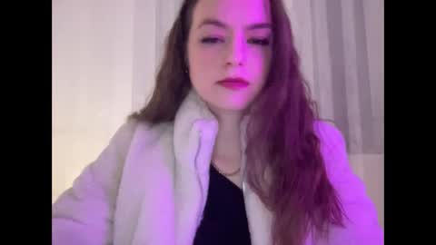 SweetBlueBirds online show from 04/16/26, 06:19