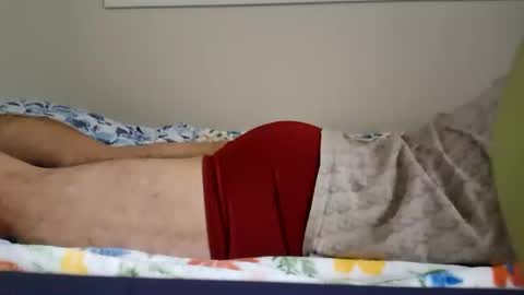 Snapshot of sweetboy842 chatting on 10/17/25, 10:40 sweetboy842 online show from 10/17/25, 10:40