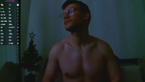 Snapshot of sweetbubble1 chatting on 01/05/26, 05:27 Alex online show from 01/05/26, 05:27