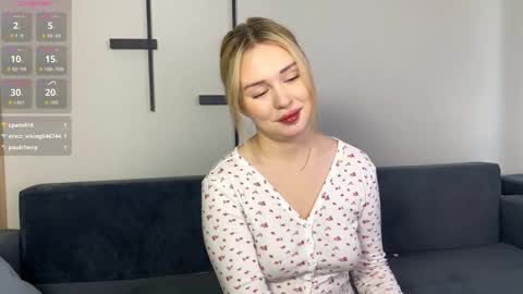 U can call me Stella online show from 02/22/26, 09:08