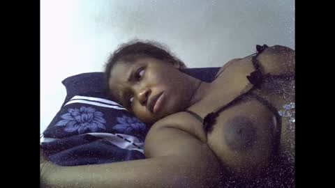 Snapshot of sweetcoochiex chatting on 11/06/25, 12:11 sweetcoochiex online show from 11/06/25, 12:11