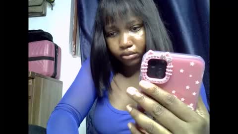 Snapshot of sweetcoochiex chatting on 12/16/25, 06:24 sweetcoochiex online show from 12/16/25, 06:24