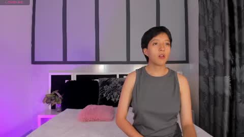 Snapshot of sweetcoupple chatting on 07/13/26, 01:08 Eva Short hair girl - Victoria Long red hair online show from 07/13/26, 01:08