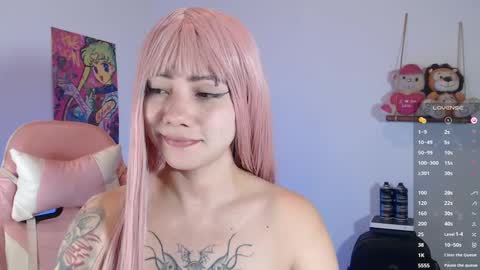       Independent model online show from 01/23/25, 12:35