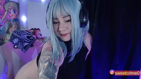       Independent model online show from 10/14/25, 02:23