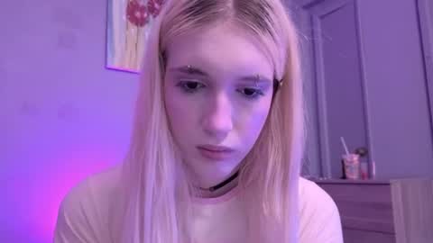 Snapshot of sweetcrystalll chatting on 07/03/26, 05:41 sweetcrystalll online show from 07/03/26, 05:41