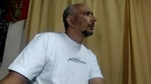 Snapshot of sweetcuervo chatting on 12/29/24, 05:21 sweetcuervo independent model online show from 12/29/24, 05:21