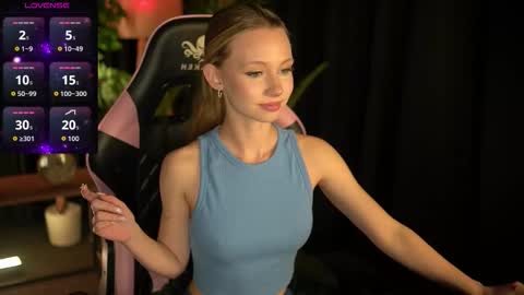 Lina online show from 03/24/26, 04:12