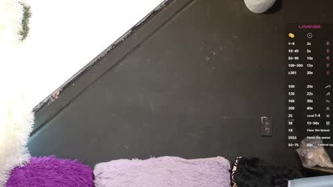 sweetdam12 online show from 03/31/26, 08:20