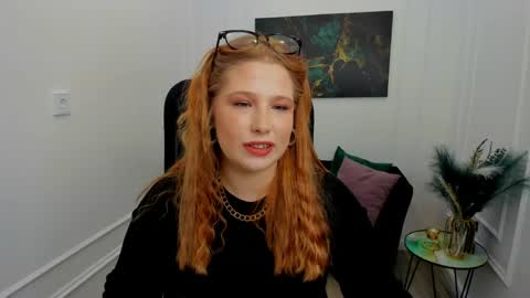Snapshot of sweetdaylight chatting on 05/03/26, 07:20 sweetdaylight online show from 05/03/26, 07:20
