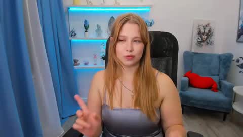 Snapshot of sweetdaylight chatting on 05/29/26, 10:41 sweetdaylight online show from 05/29/26, 10:41