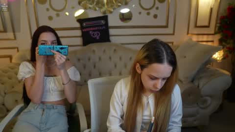 Amelia online show from 10/29/25, 11:12