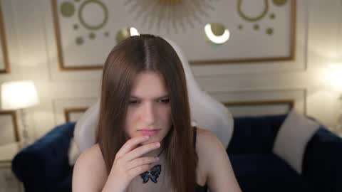Amelia online show from 06/01/26, 10:28
