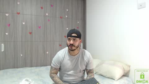         online show from 03/10/26, 04:12