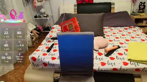 Sweetdevil0810 online show from 06/17/26, 07:59