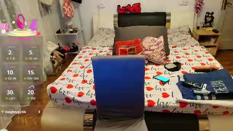 Sweetdevil0810 online show from 06/19/26, 06:45