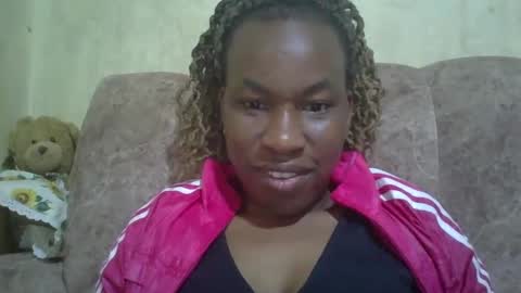 Snapshot of sweetdiva2012 chatting on 01/08/25, 04:02 sweetdiva2012 online show from 01/08/25, 04:02
