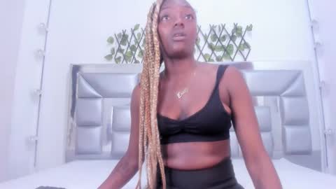 Jimena online show from 02/17/26, 12:12