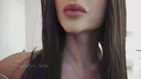 Bella online show from 06/17/26, 03:24