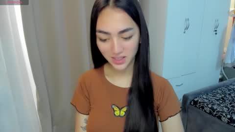 mallow online show from 02/20/25, 12:19