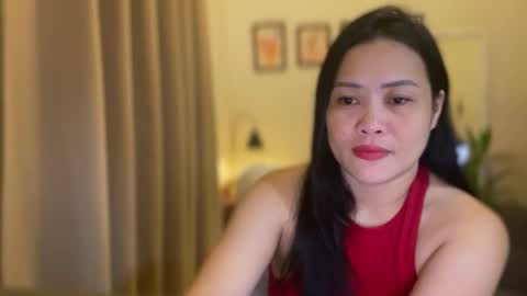 Snapshot of sweetestsmile_ chatting on 05/26/26, 11:17 Khaye online show from 05/26/26, 11:17