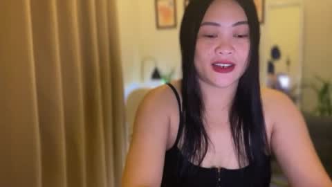 Snapshot of sweetestsmile_ chatting on 07/18/26, 02:16 Khaye online show from 07/18/26, 02:16