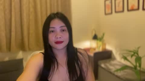 Snapshot of sweetestsmile_ chatting on 07/28/26, 12:01 Khaye online show from 07/28/26, 12:01