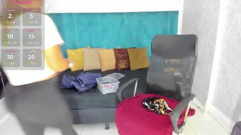 Snapshot of sweetfabianaxl chatting on 06/27/26, 05:40 Fabiana online show from 06/27/26, 05:40