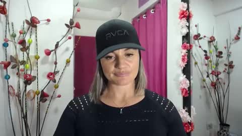 sweef online show from 04/15/26, 07:58