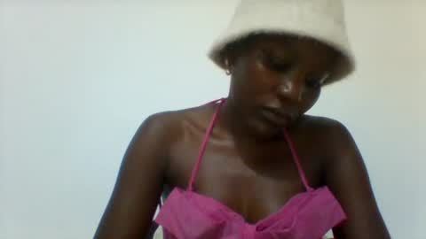 sweetfel online show from 10/06/25, 04:21