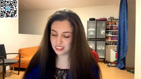 Snapshot of sweetfenomen67 chatting on 05/15/26, 07:10 Joanna online show from 05/15/26, 07:10