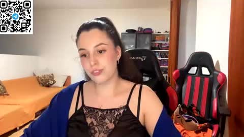 Snapshot of sweetfenomen67 chatting on 06/20/26, 07:05 Joanna online show from 06/20/26, 07:05