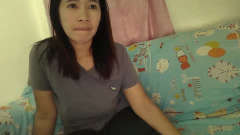 Snapshot of sweetfilipinawet chatting on 02/04/25, 03:47 Stacy online show from 02/04/25, 03:47