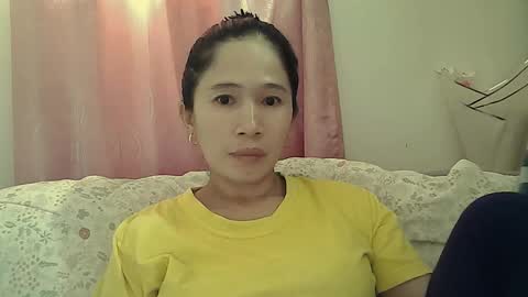 Snapshot of sweetfilipinawet chatting on 09/12/25, 01:06 Stacy online show from 09/12/25, 01:06