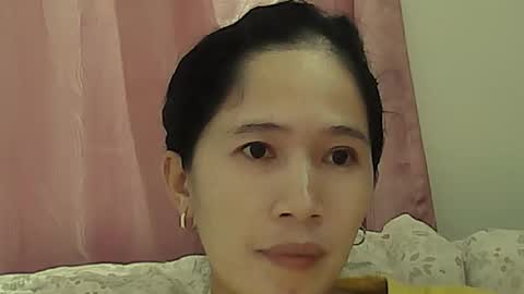 Snapshot of sweetfilipinawet chatting on 09/17/25, 11:23 Stacy online show from 09/17/25, 11:23
