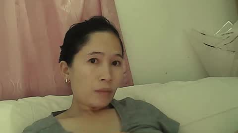 Snapshot of sweetfilipinawet chatting on 10/18/25, 12:28 Stacy online show from 10/18/25, 12:28