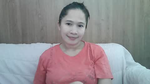 Snapshot of sweetfilipinawet chatting on 04/20/26, 04:10 Stacy online show from 04/20/26, 04:10