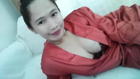 Snapshot of sweetfilipinawet chatting on 04/28/26, 04:01 Stacy online show from 04/28/26, 04:01