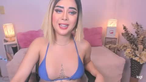 Snapshot of sweetfuckingqueen chatting on 03/11/25, 02:29 janelle online show from 03/11/25, 02:29