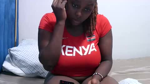 Snapshot of sweetgal11 chatting on 10/23/25, 01:54 sweetgal11 online show from 10/23/25, 01:54