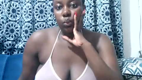 Snapshot of sweetgal11 chatting on 06/29/26, 02:18 sweetgal11 online show from 06/29/26, 02:18