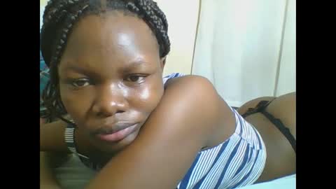 Snapshot of sweetgal2025 chatting on 06/09/26, 08:26 EUNICE online show from 06/09/26, 08:26
