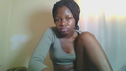 Snapshot of sweetgal2025 chatting on 06/10/26, 12:15 EUNICE online show from 06/10/26, 12:15