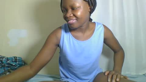 Snapshot of sweetgal2025 chatting on 06/12/26, 03:05 EUNICE online show from 06/12/26, 03:05