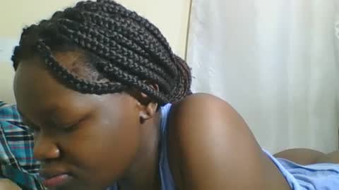 Snapshot of sweetgal2025 chatting on 06/13/26, 07:28 EUNICE online show from 06/13/26, 07:28